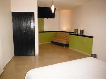 Porto Novo 3*