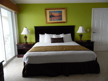 Hotel El Cantil 3*
