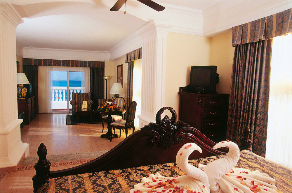 Riu Palace Americas (adults Only) Hotel Cancun