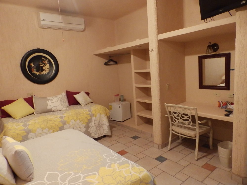Casa Kootenay Waterfront Bnb Bed & Breakfast