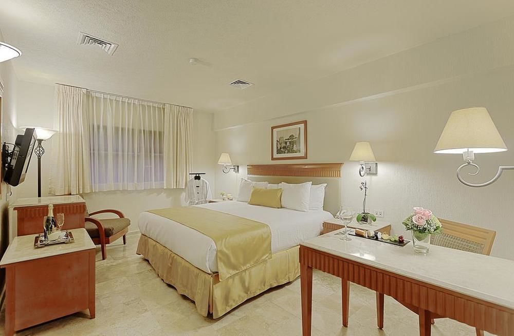 Olmeca Plaza Hotel