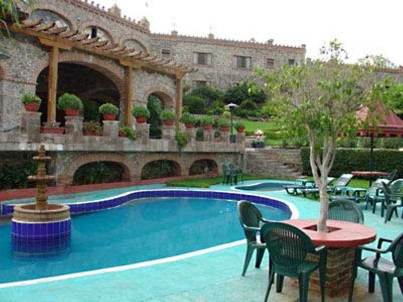 Castillo De Santa Cecilia