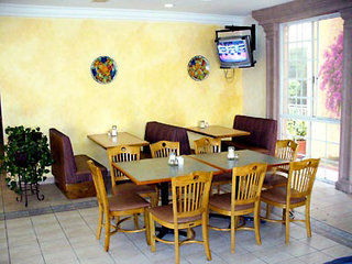 Western Hacienda By Macroplaza Hotel 3*