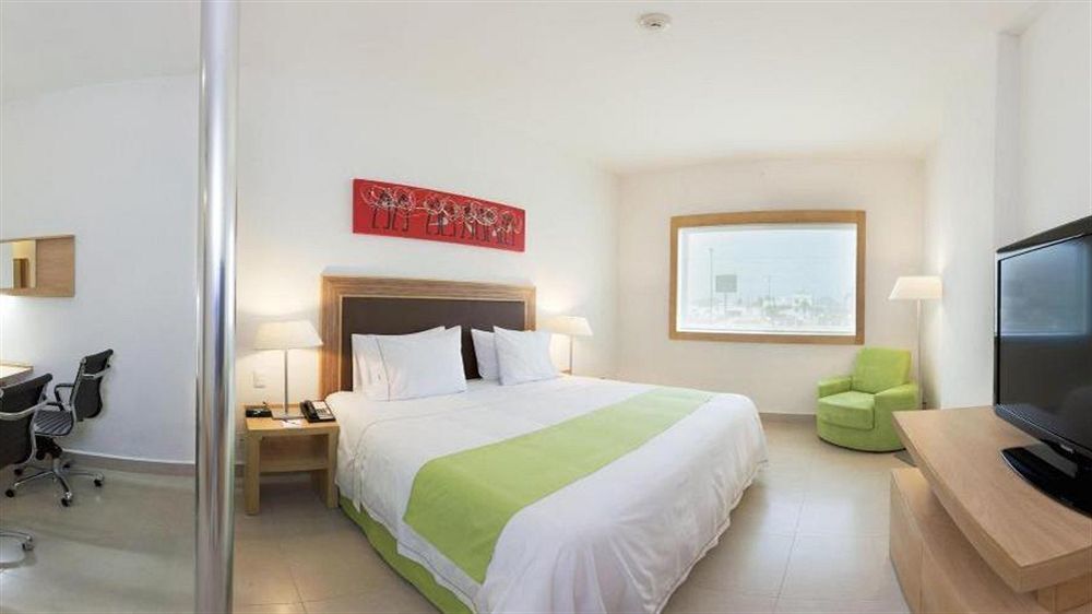 Express By Ihg 4* Manzanillo