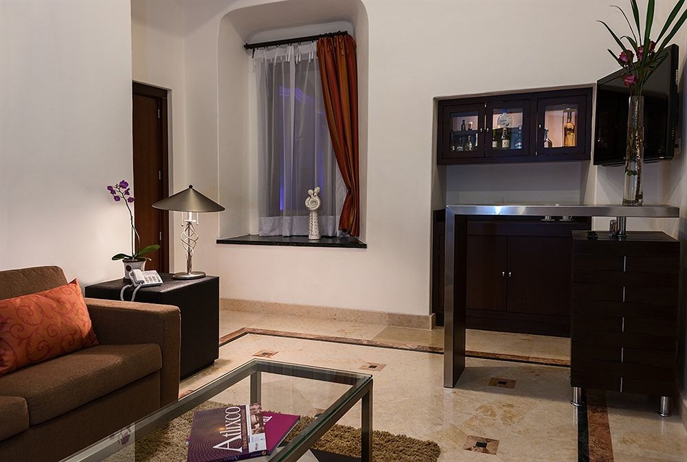 Mansion Del Conde Boutique & (adults Only) Hotel
