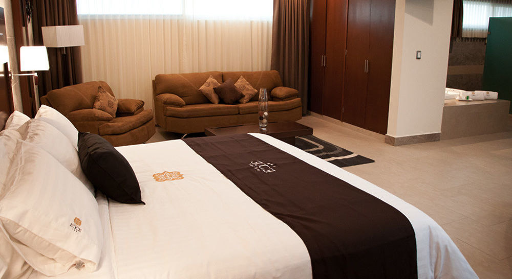 Ecce & Hotel 5*