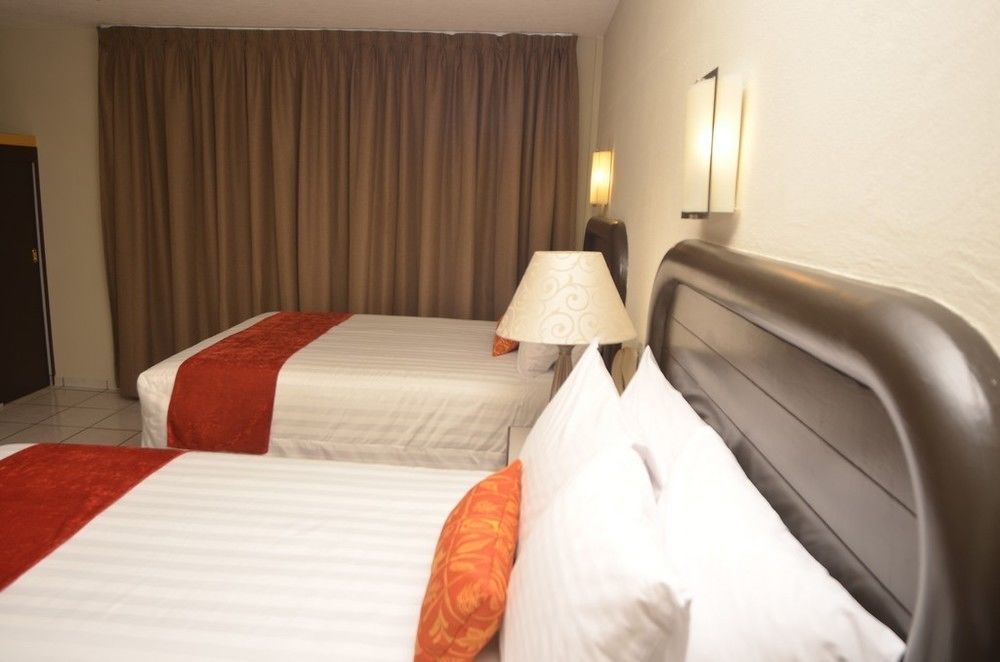 Hotel Howard Johnson By Wyndham Guanajuato Avenida