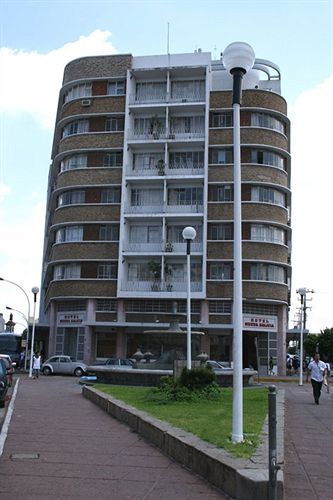 Capital O Nueva Galicia, Guadalajara Centro Downtown Hotel 4*