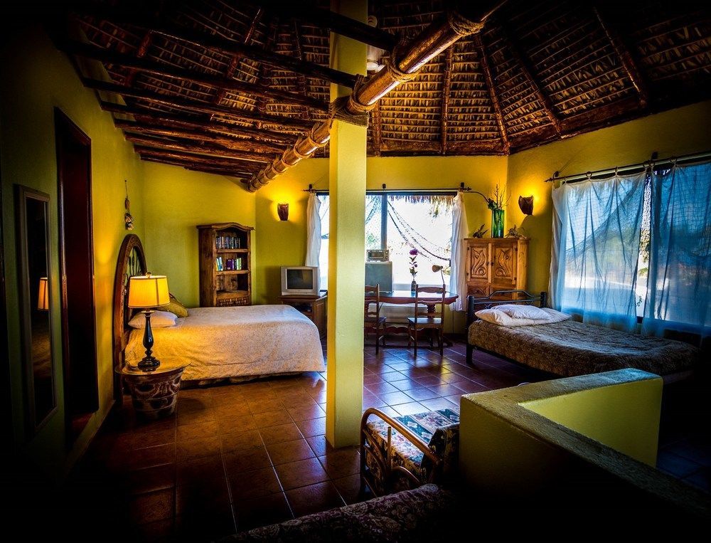 Palapas Hotel 2*