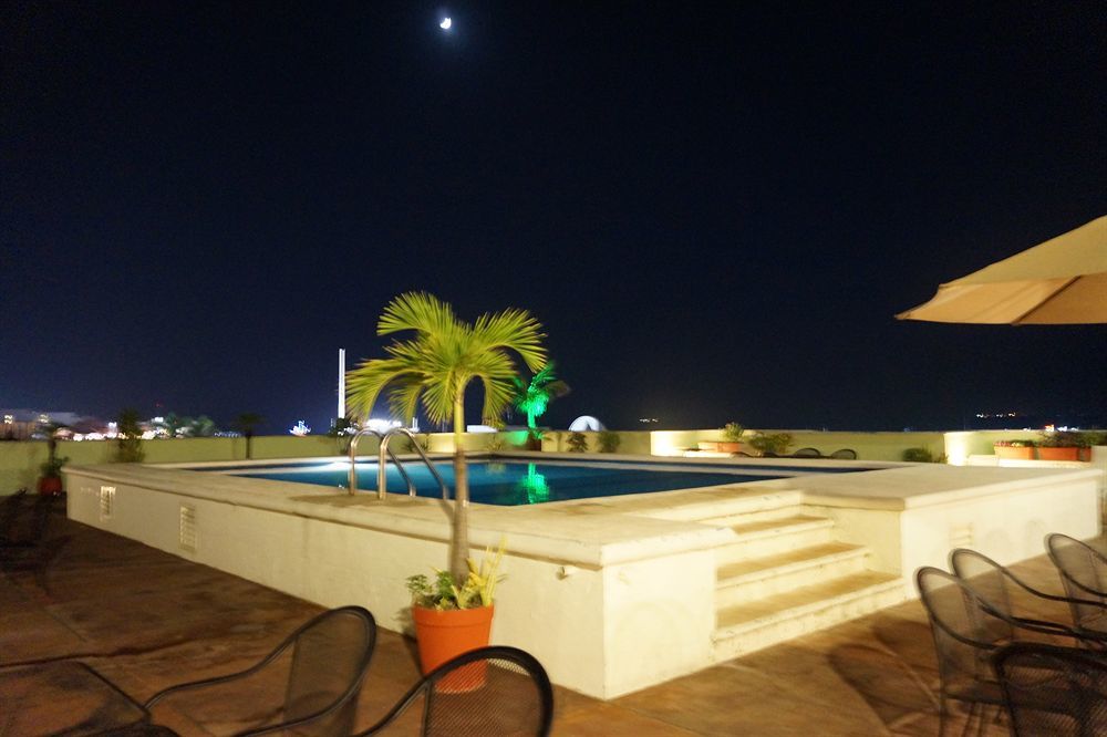 Hotel Plaza 3*
