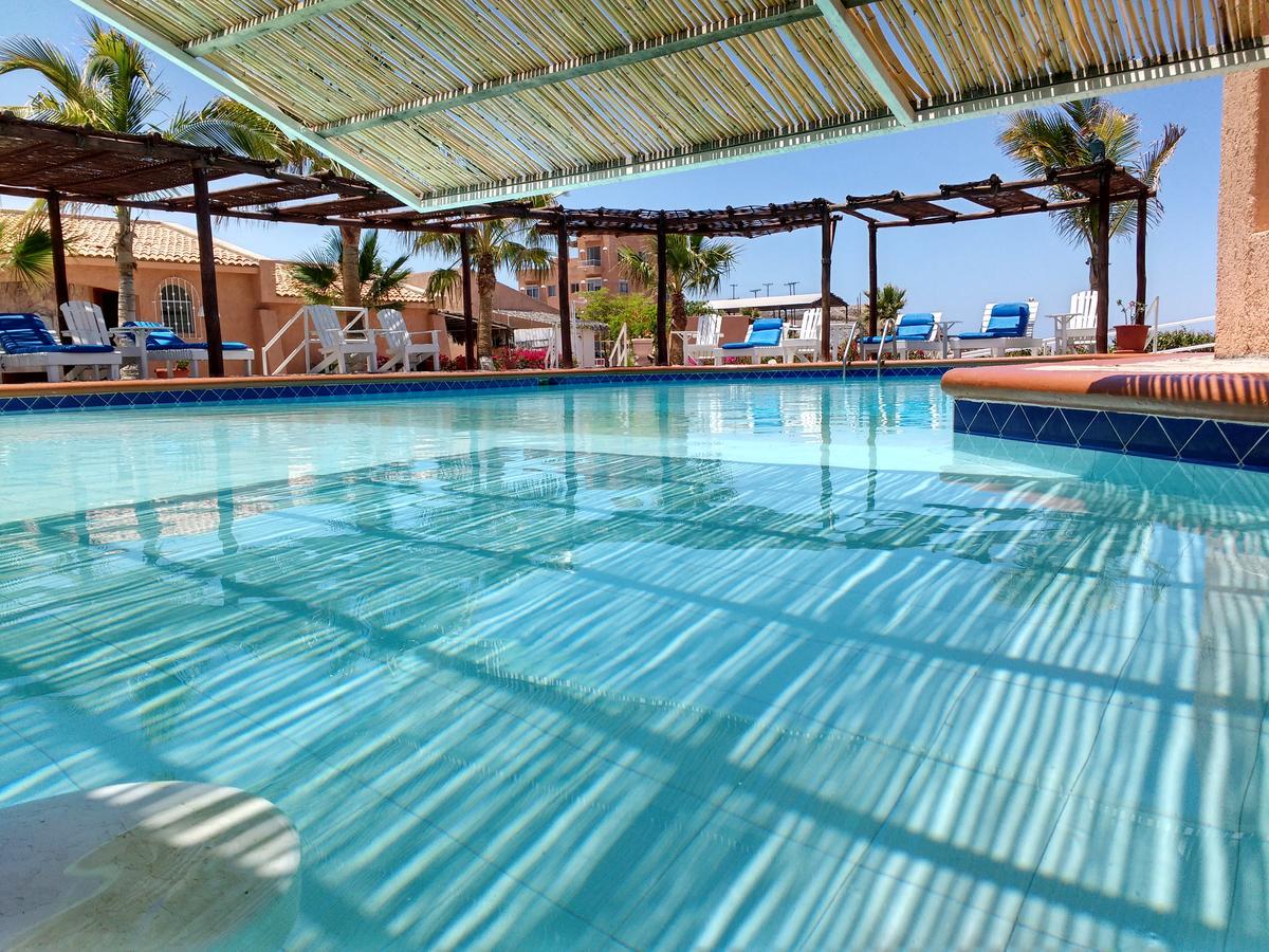 Hotel Club Cantamar & Marina La Paz