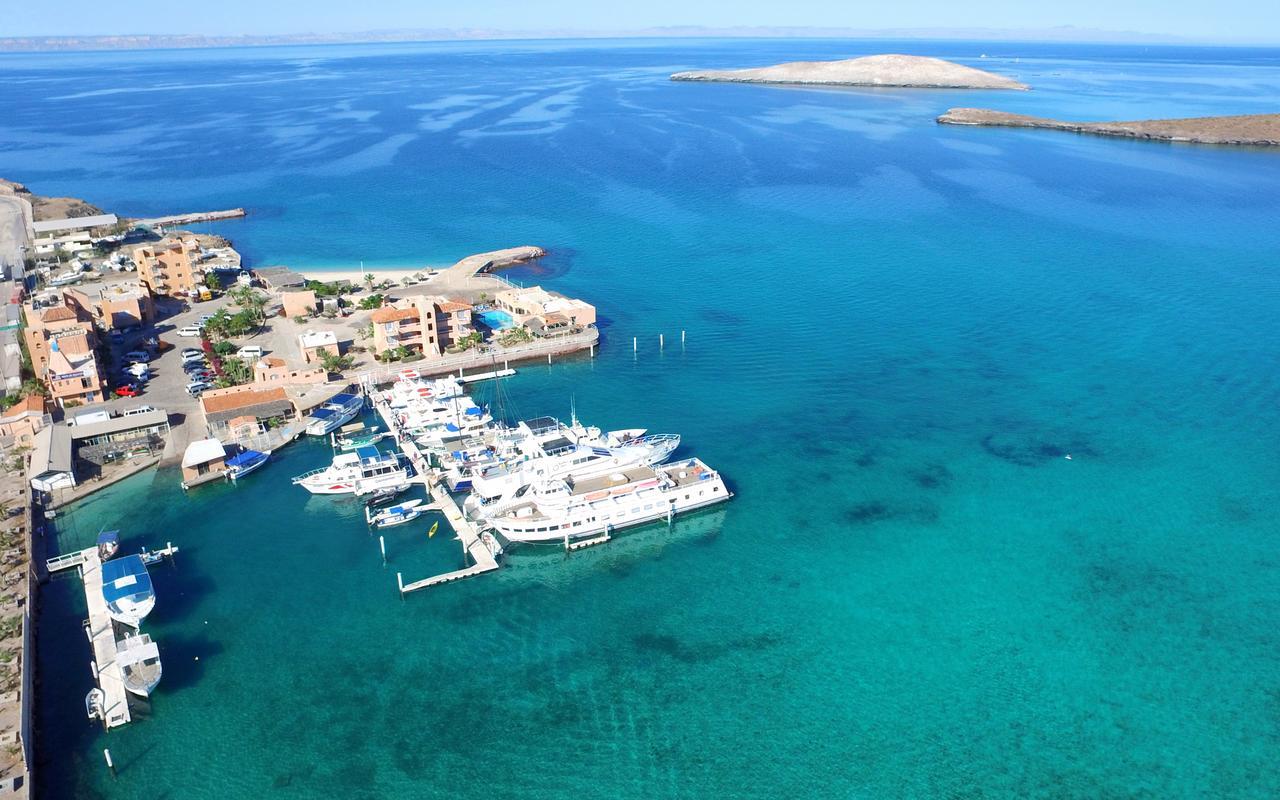 Hotel Club Cantamar & Marina