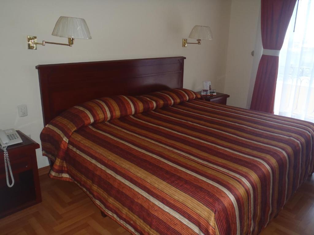 Casa Real Hotel 3*