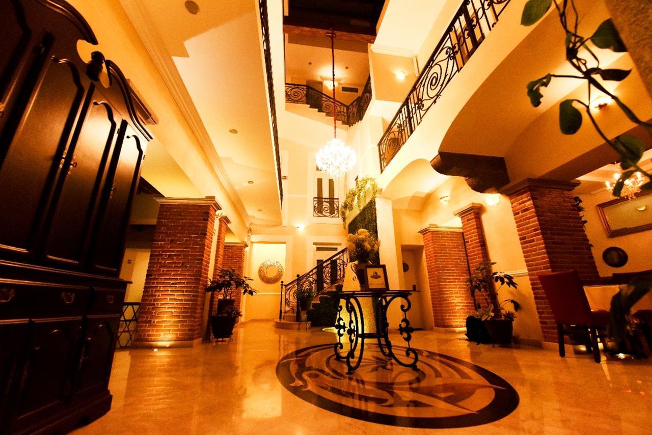 Hotel Forrest & Puebla