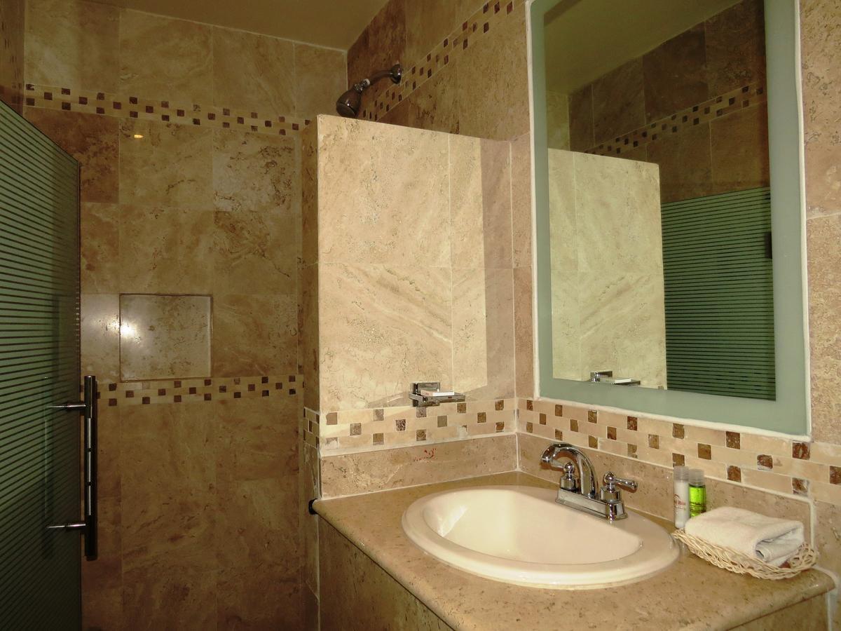 Ruah Hotel