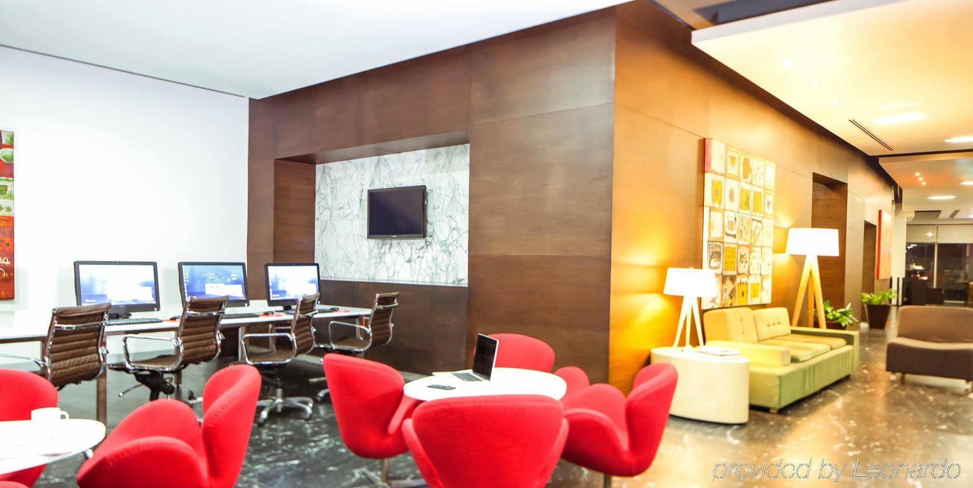 Hotel Fiesta Tecnologico 4*