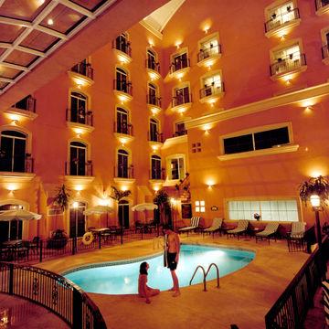 Express By Ihg Hotel 4*