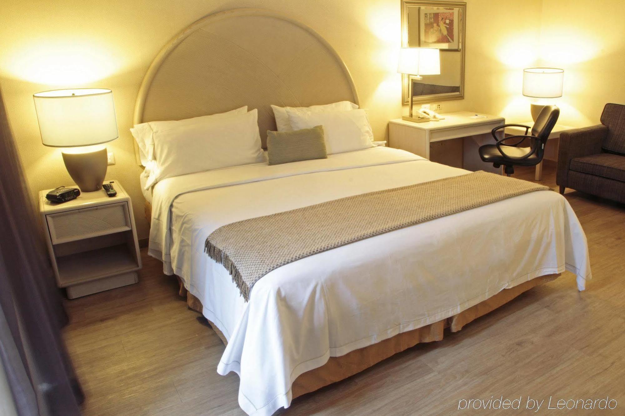 Express Galerias-san Jeronimo By Ihg 4* Monterrey