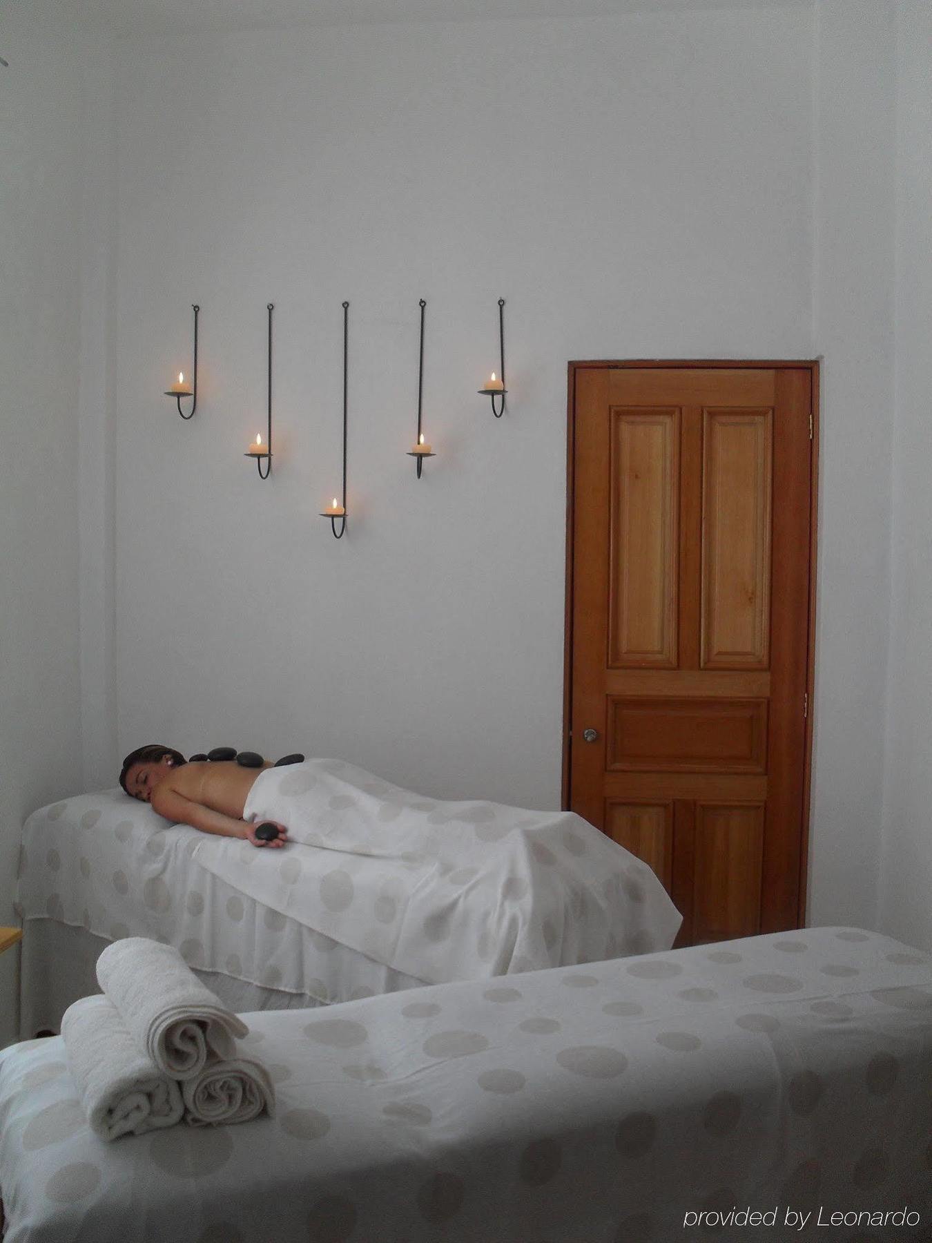 Boutique Pueblo Lindo Hotel 4*