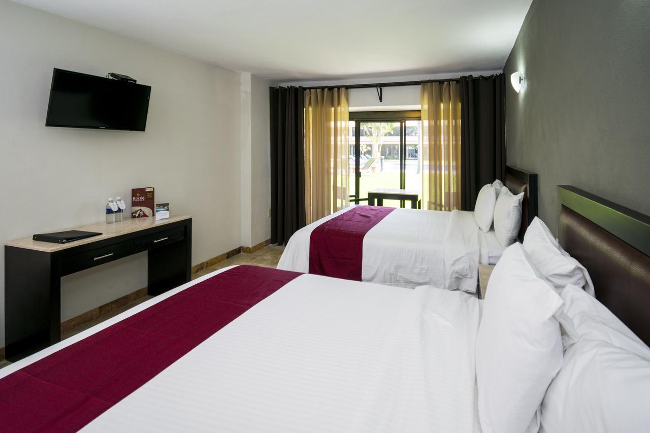 Real De Minas Poliforum 4* Leon
