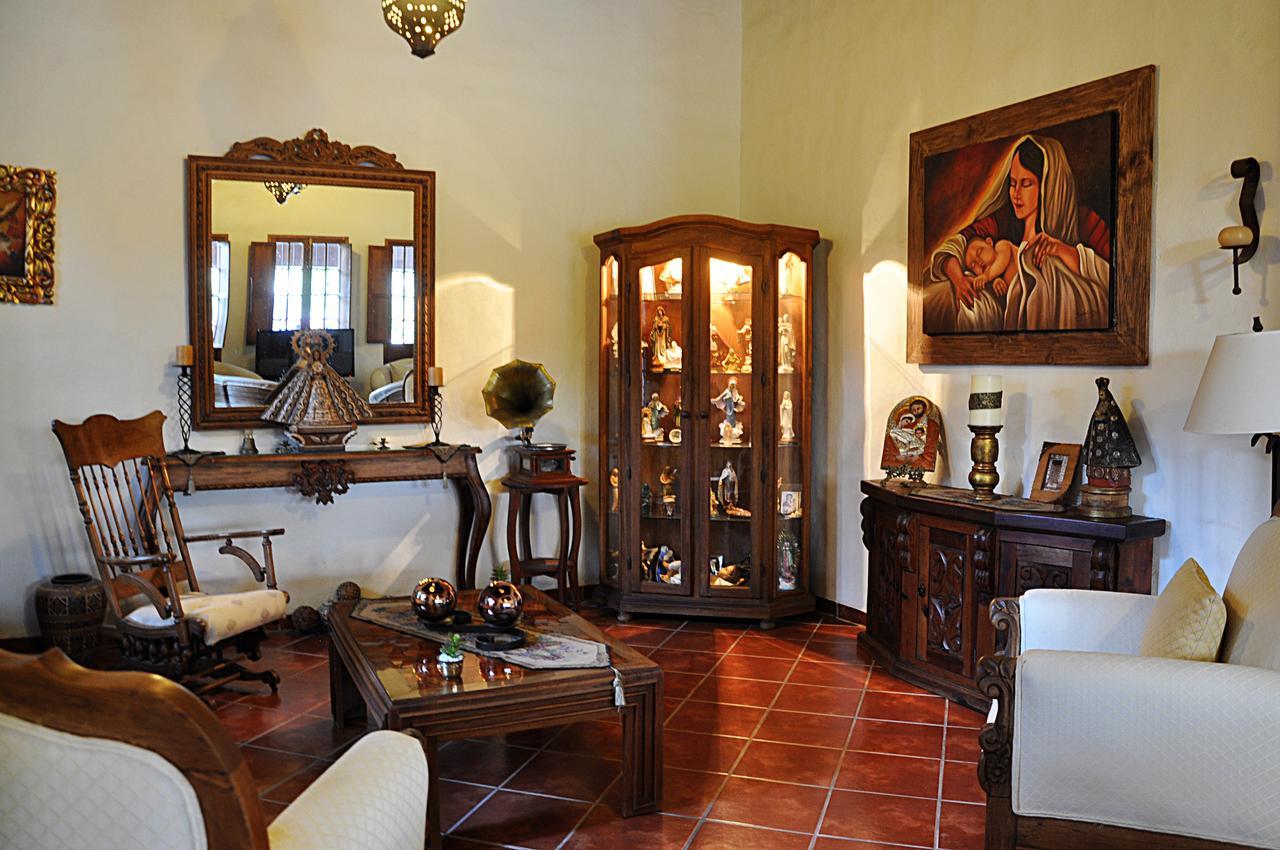 Hacienda La Moreda Boutique & Hotel *