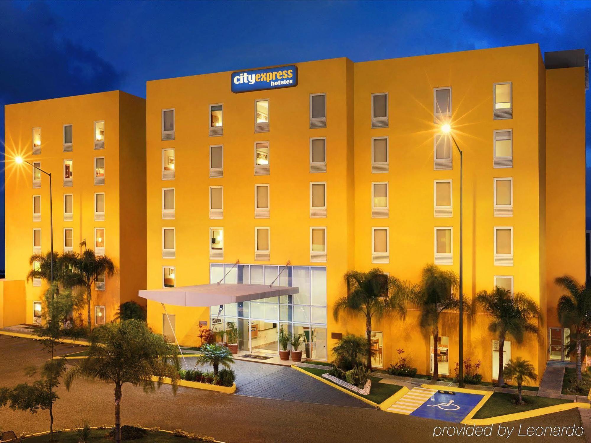 Hotel Express By Marriott Irapuato