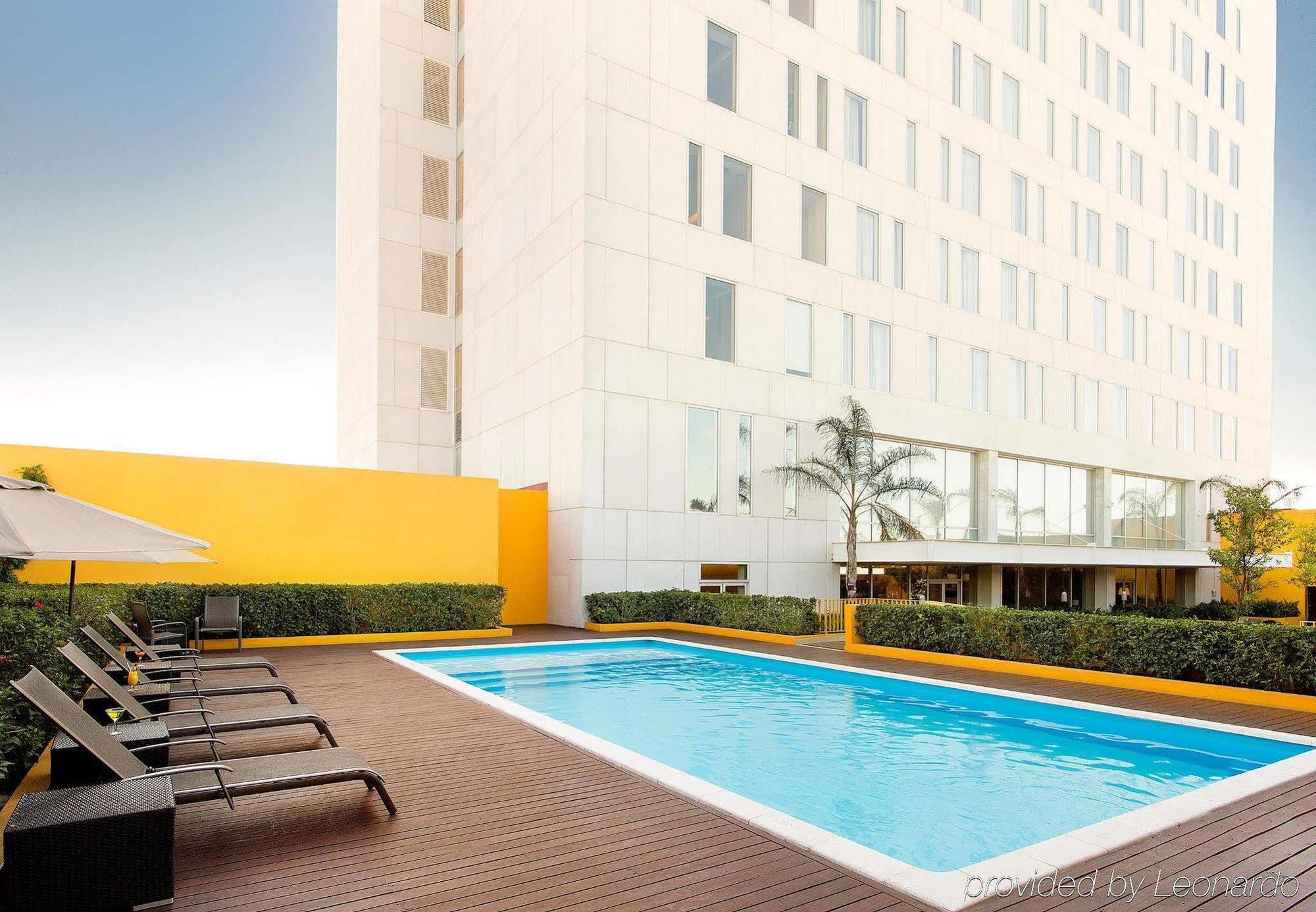 Courtyard By Marriott At The Poliforum Hotel