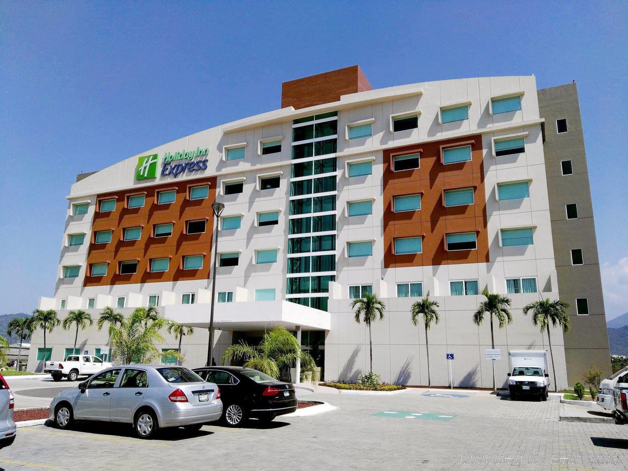 Express By Ihg Hotel Manzanillo