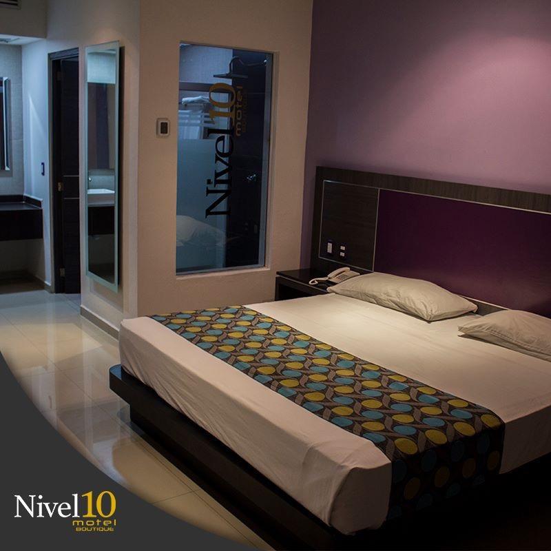 Hotel Nivel 10