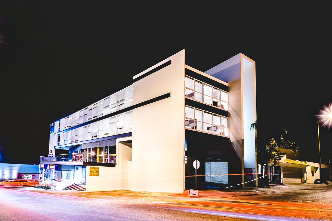 Millenium Plaza & * San Luis Potosi