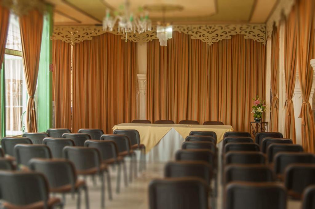 Centro Margaritas Hotel