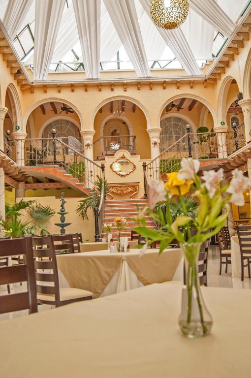 Centro Margaritas Hotel 4*