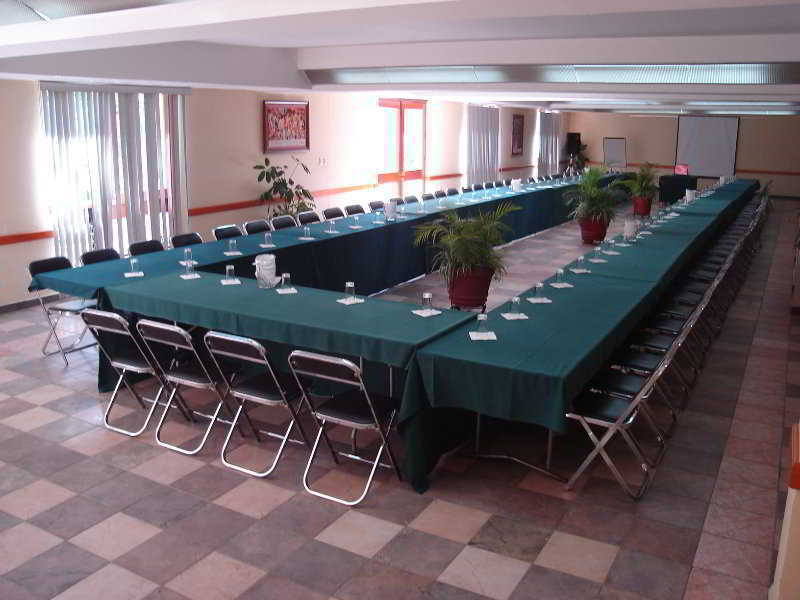 Olivos Hotel 4*
