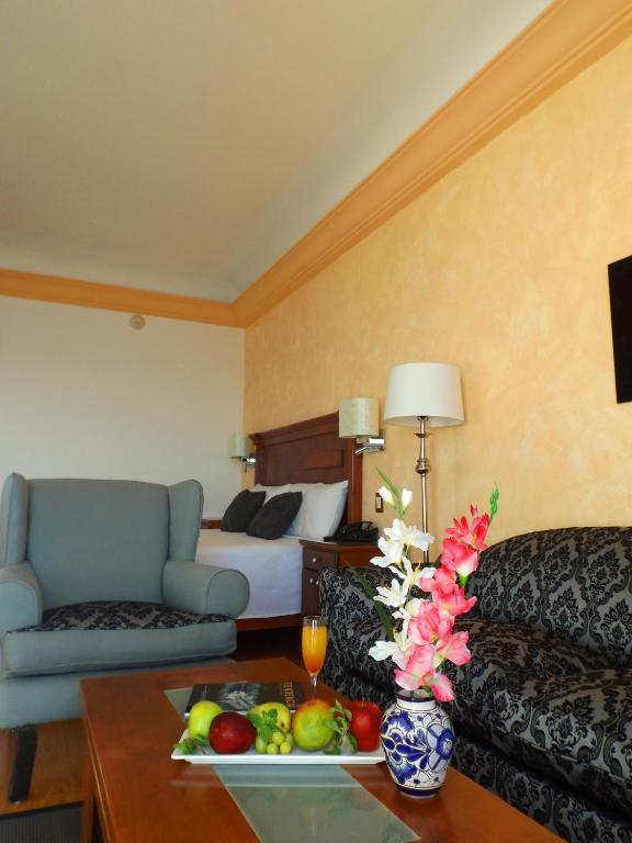 La & Club Hotel 5*
