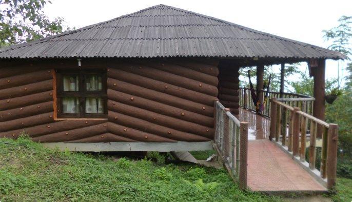 Cedros Lodge *