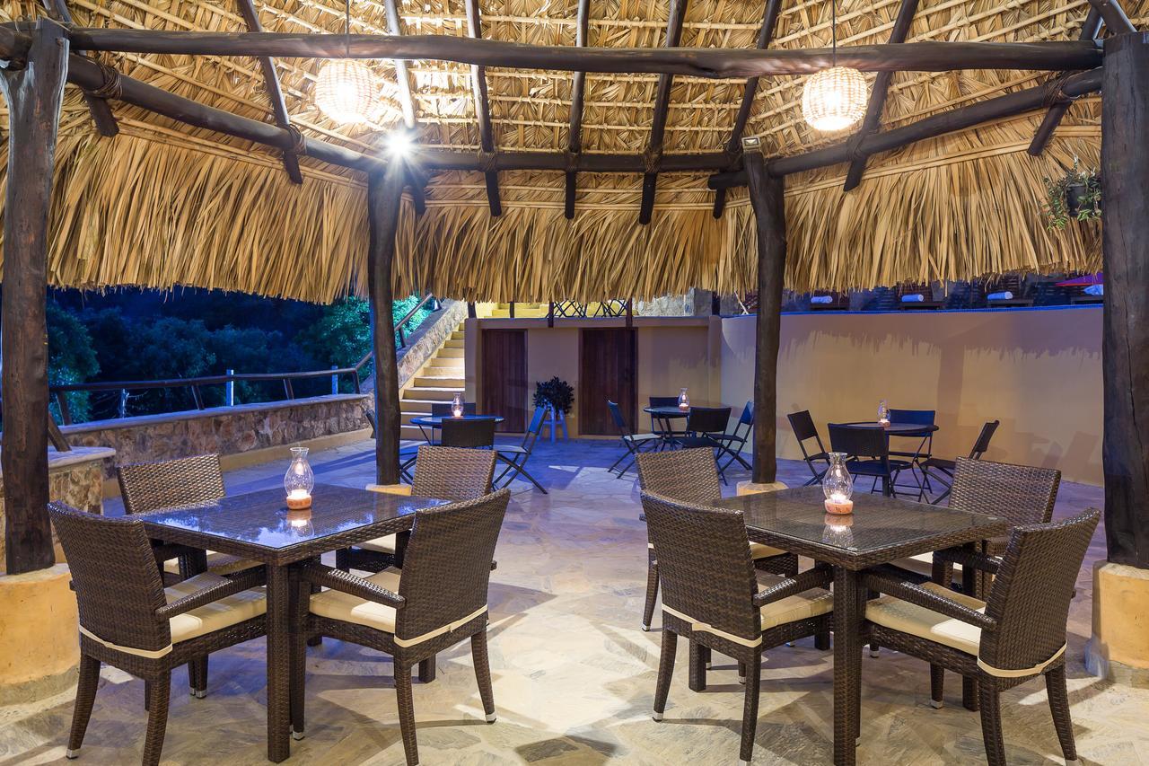 Hotel Casa La Ola 4*