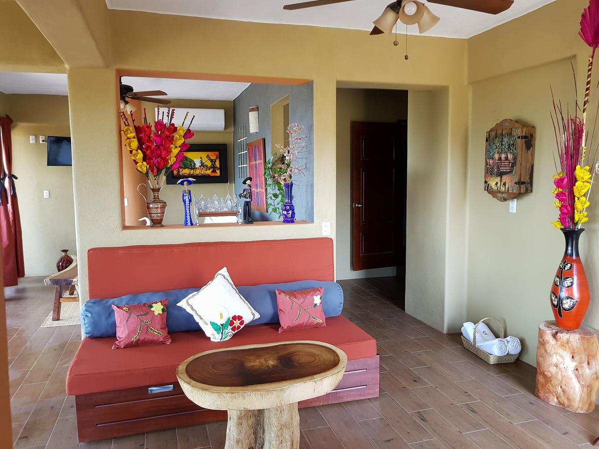 Bed & Breakfast Casa Arcoiris Zihuatanejo