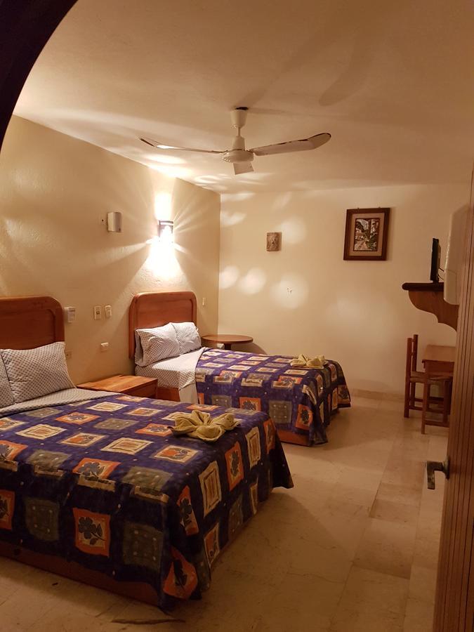 Kootznoowoo Hotel 3*