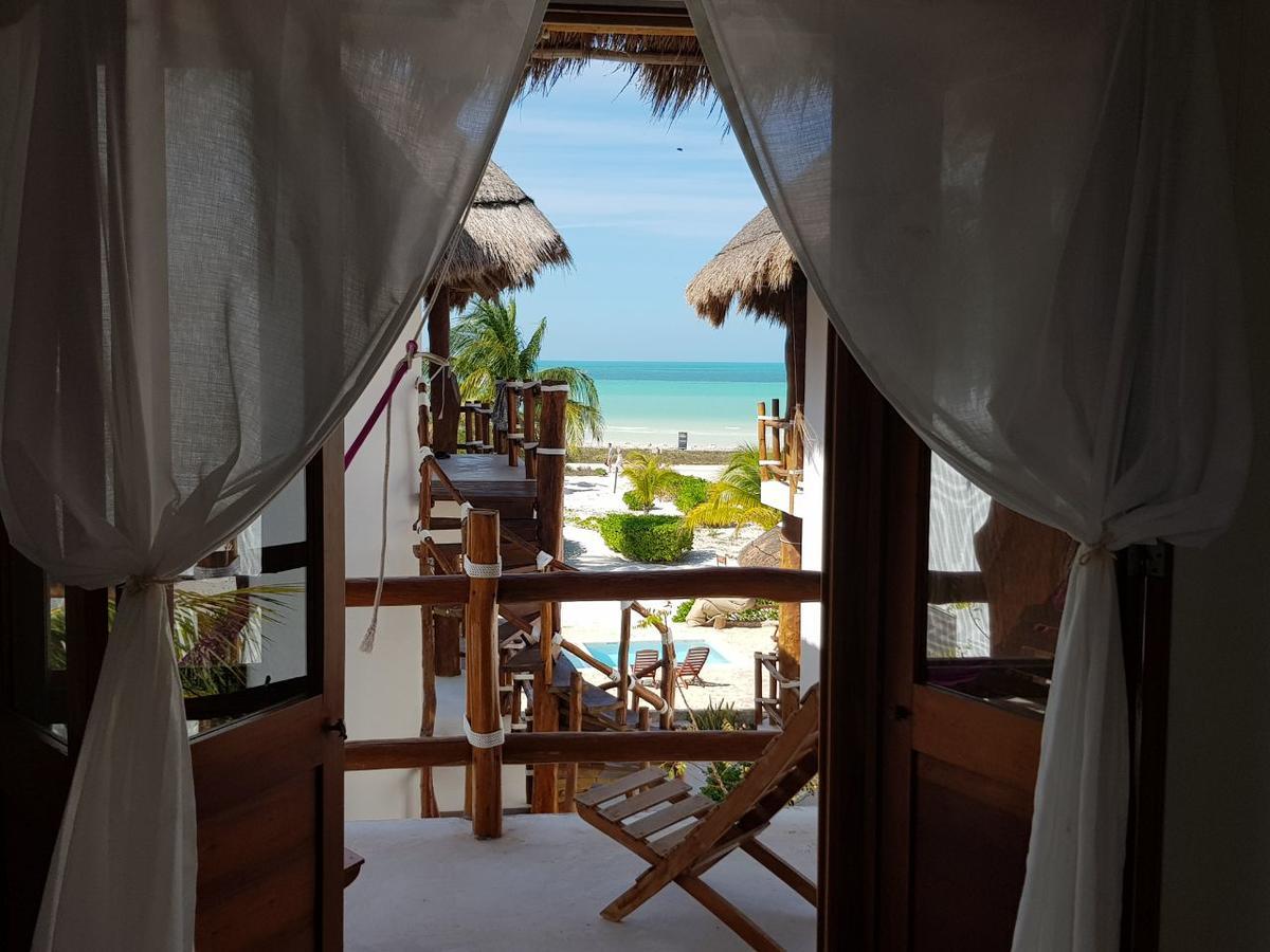 Ventana Al Paraiso Beach Front Adults Only Hotel 3*