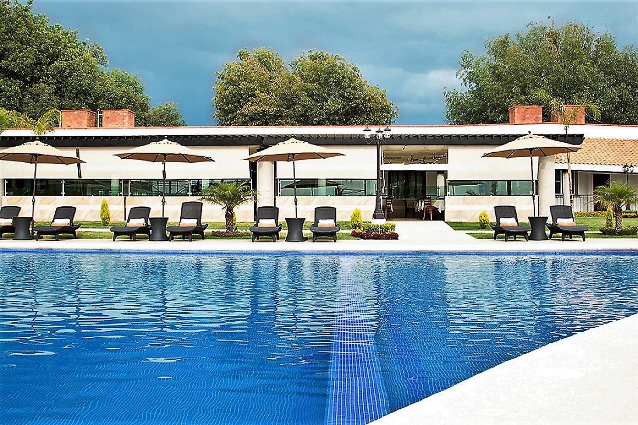 Ecce & Hotel Silao