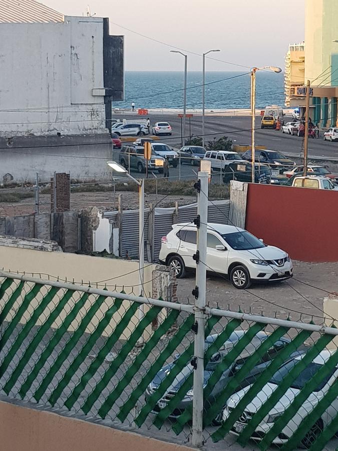 Casa Con Alberca Para 20 Personas * Veracruz