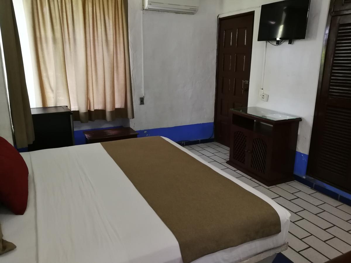Aparthotel Hacienda De Melaque San Patricio Melaque