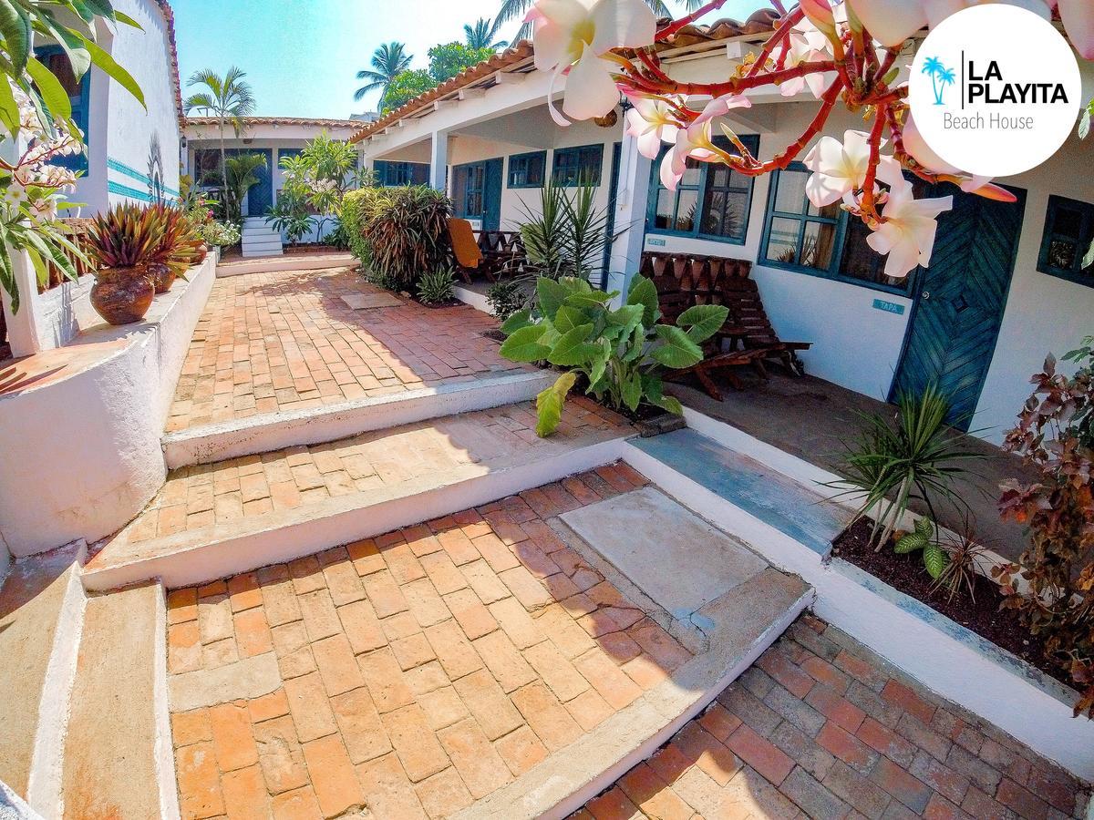 La Playita House Guest house *