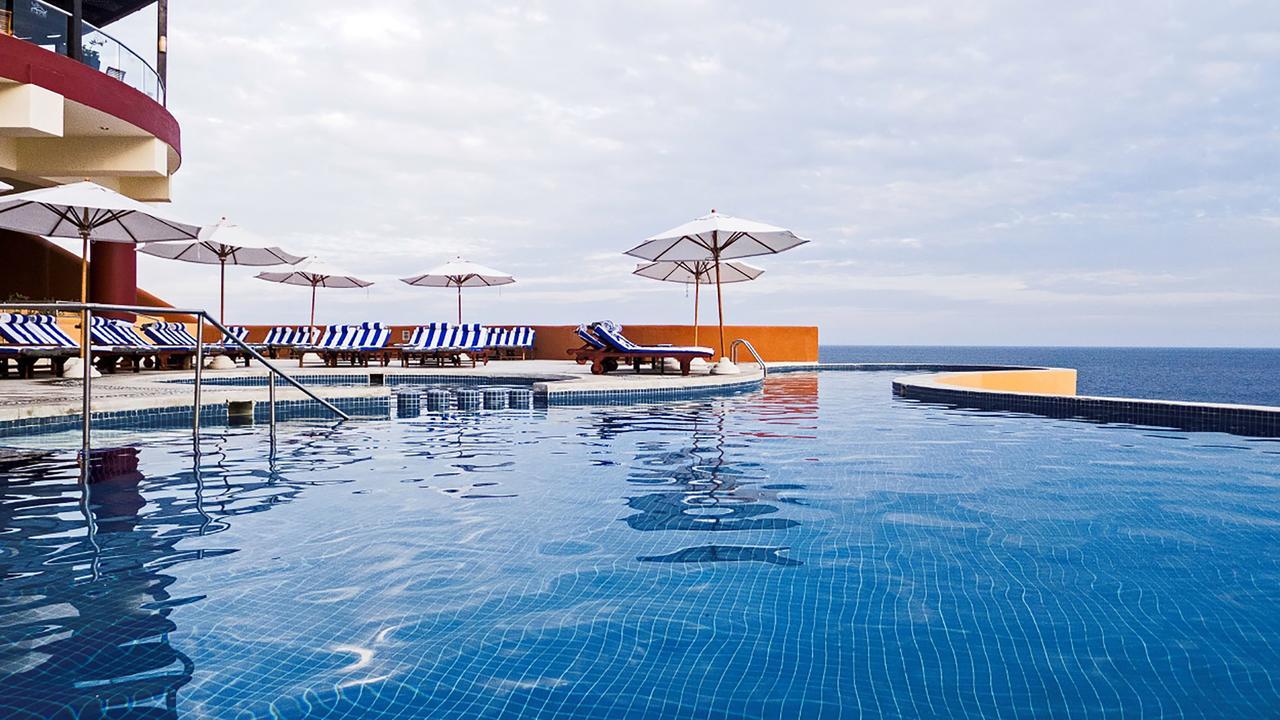 Hotel Club Regina Cabos 4*