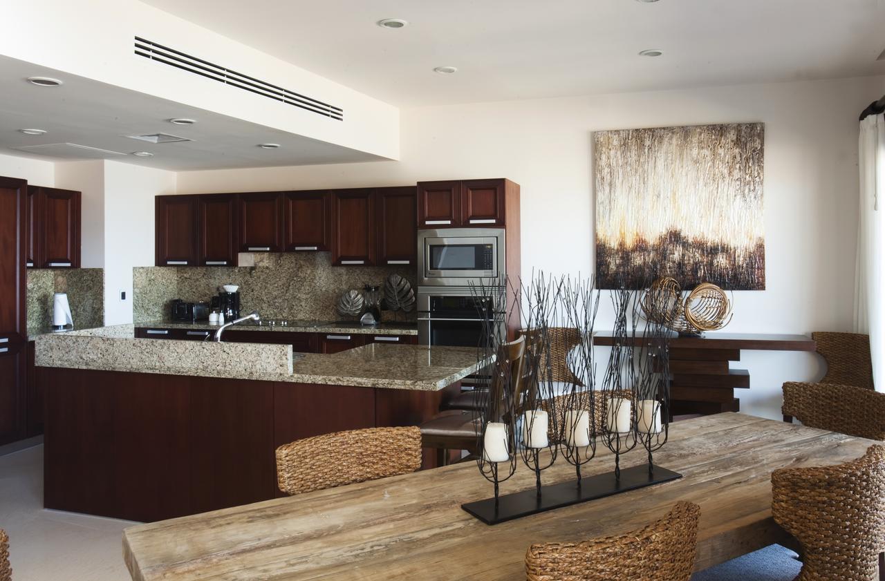 Puerta Cortes Residences 5*