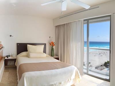 Sunset Royal 5* Cancun