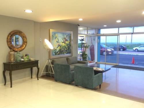 Boulevard Del Mar Hotel