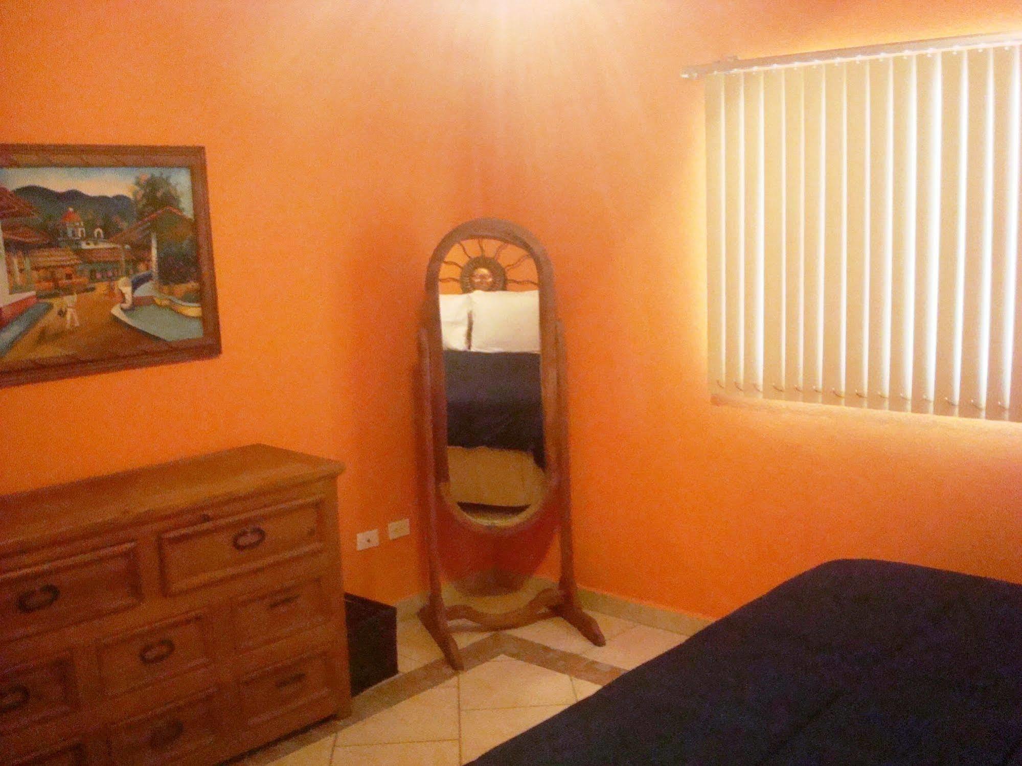 Beachfront Las Olas 2Bdr Condo Hotel 3*