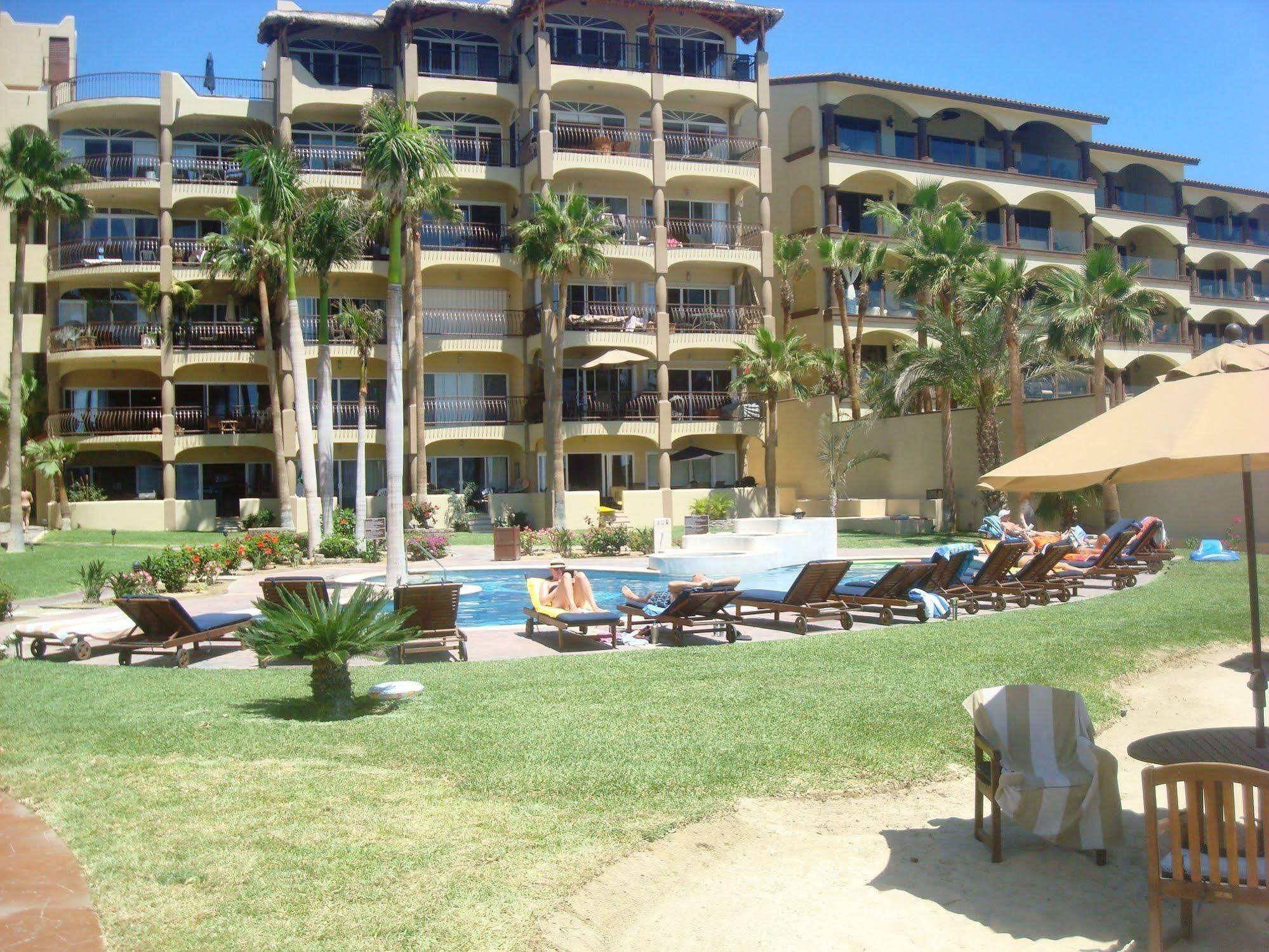 Hotel Beachfront Las Olas 2Bdr Condo San Jose del Cabo