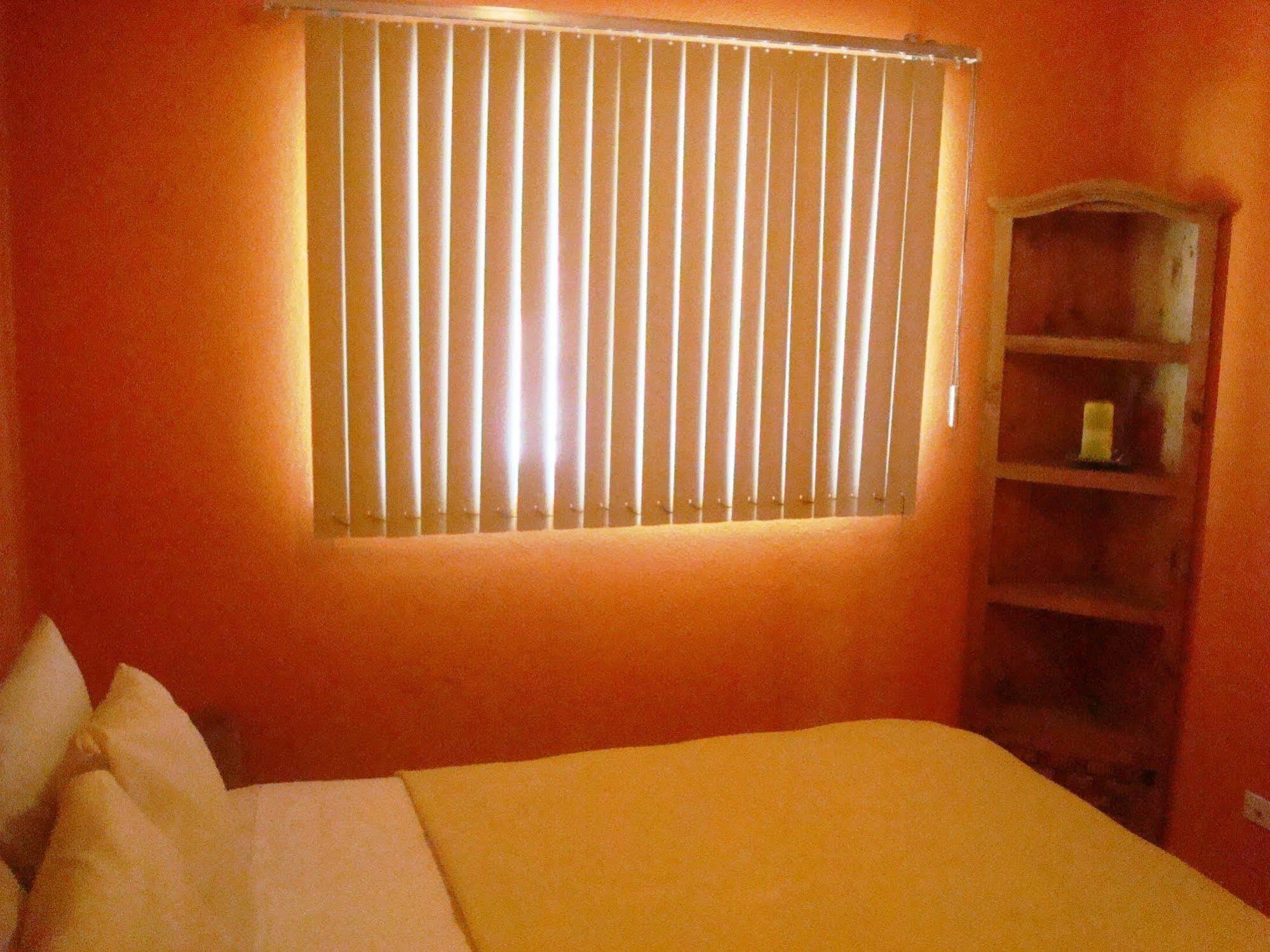 Beachfront Las Olas 2Bdr Condo Hotel